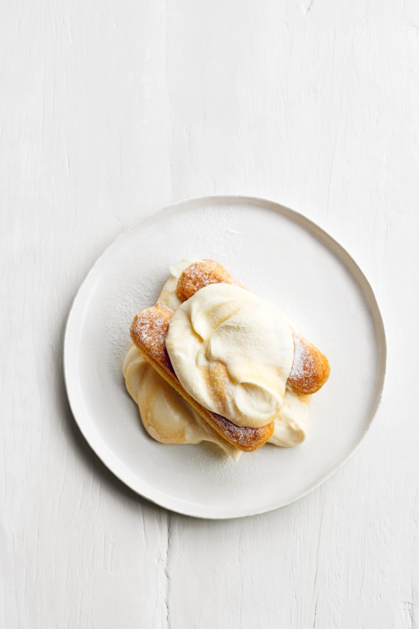 S. 195 Limoncello-Tiramisu 
Too Easy Donna Hay 
ISBN: 978-3-03902-279-3